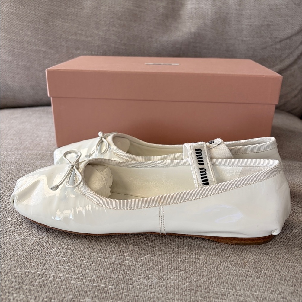 Elegant White Ballet Flats